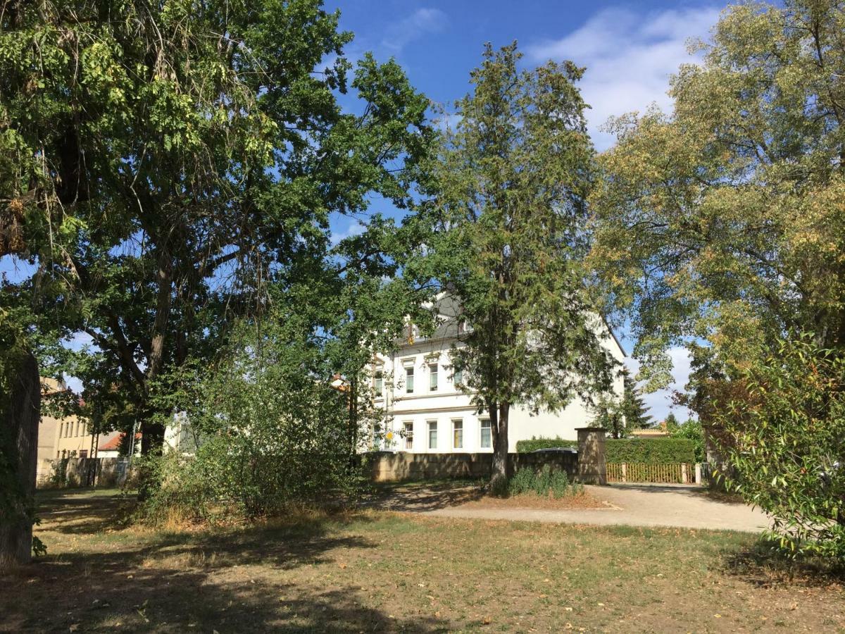 Apartments Am Park Naumburg  Buitenkant foto